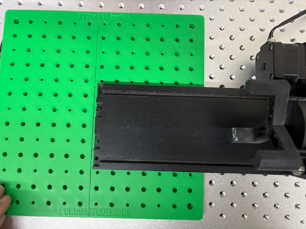 xTool F1 Ultra / F2 Ultra / F2 Ultra UV Extended High-Density Fixture Plate STL photo 6